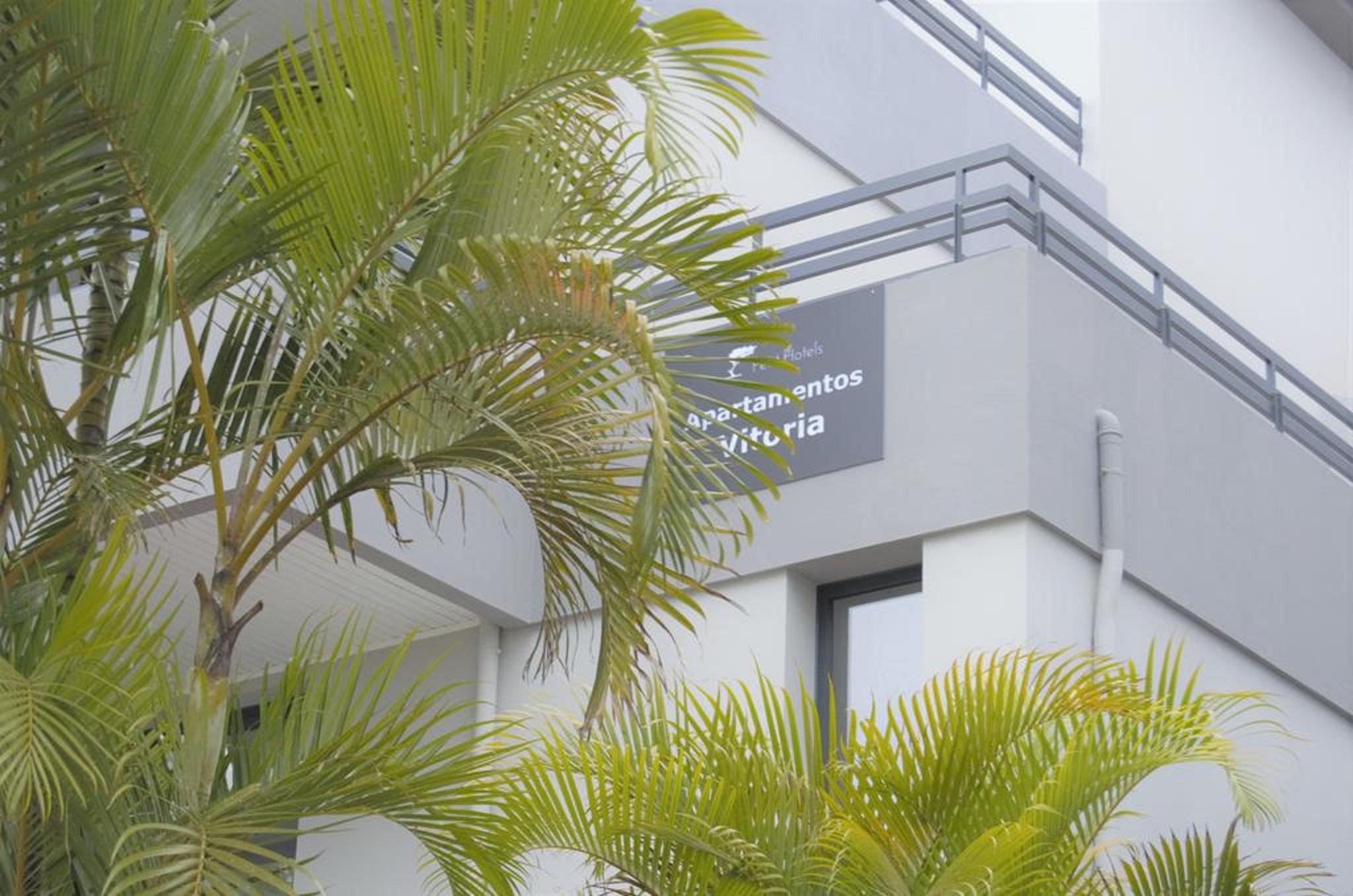 Apartamentos Turisticos Vitoria By Petit Hotels Фуншал Екстер'єр фото